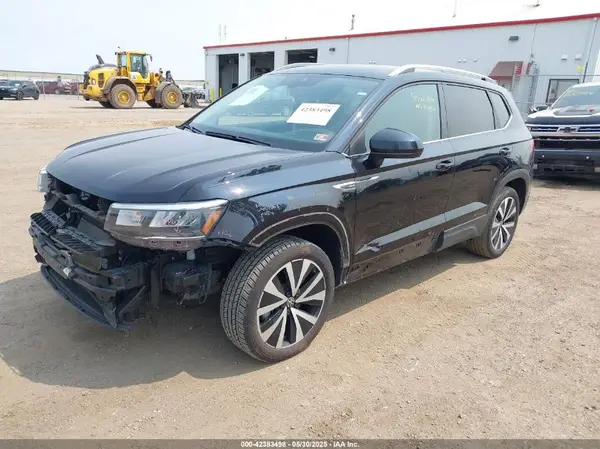 3VVSX7B24RM007623 2024 VOLKSWAGEN TAOS - Image 2