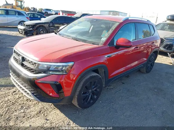 3VVSX7B24RM011087 2024 VOLKSWAGEN TAOS - Image 2