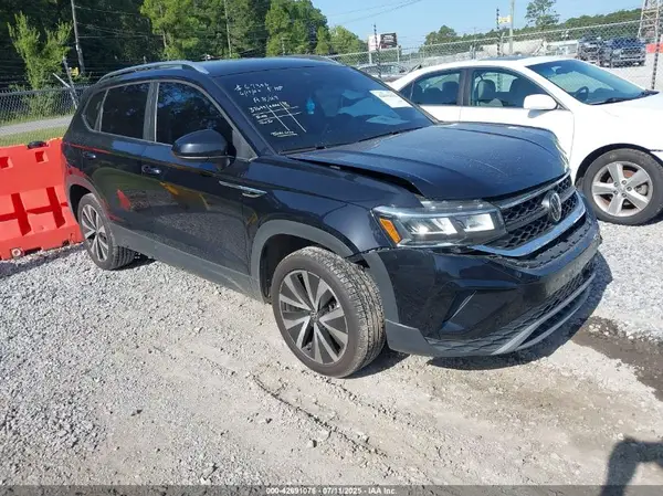 3VVSX7B24RM017147 2024 VOLKSWAGEN TAOS - Image 1