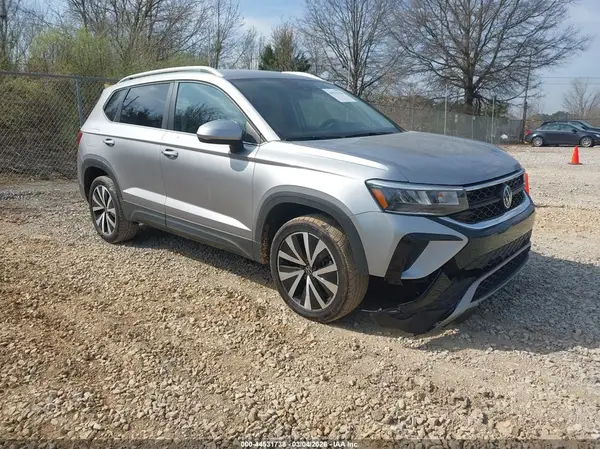 3VVSX7B24RM018590 2024 VOLKSWAGEN TAOS - Image 1