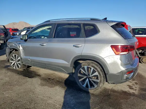 3VVSX7B24RM048334 2024 VOLKSWAGEN TAOS - Image 2