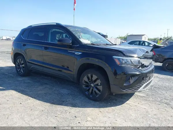 3VVSX7B24RM079387 2024 VOLKSWAGEN TAOS - Image 1