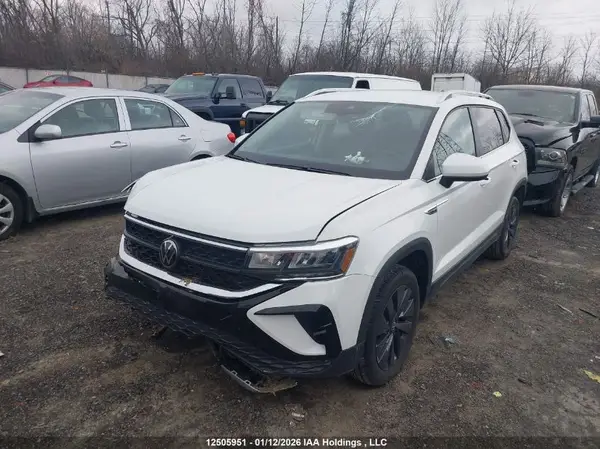 3VVSX7B24RM097226 2024 VOLKSWAGEN TAOS - Image 2