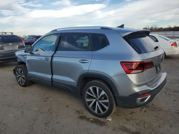 3VVSX7B24RM106295 2024 VOLKSWAGEN TAOS - Image 2