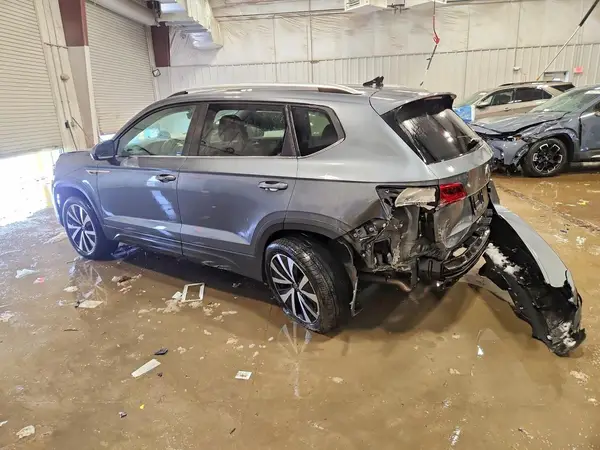 3VVSX7B25PM333718 2023 VOLKSWAGEN TAOS - Image 2