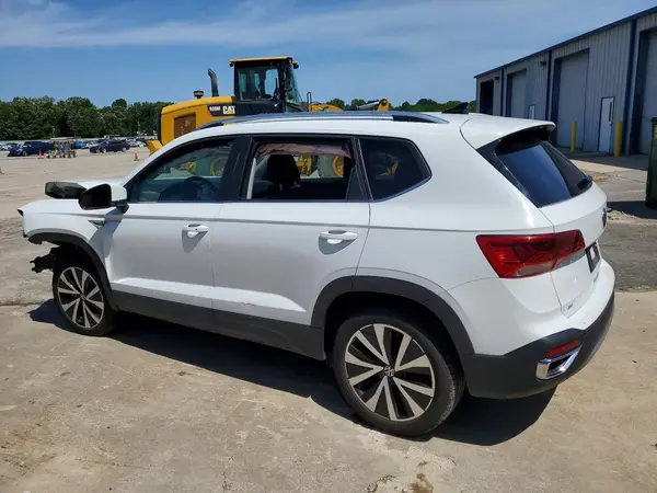3VVSX7B25RM022597 2024 VOLKSWAGEN TAOS - Image 2
