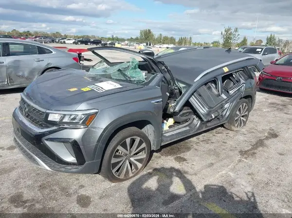 3VVSX7B25RM033213 2024 VOLKSWAGEN TAOS - Image 2