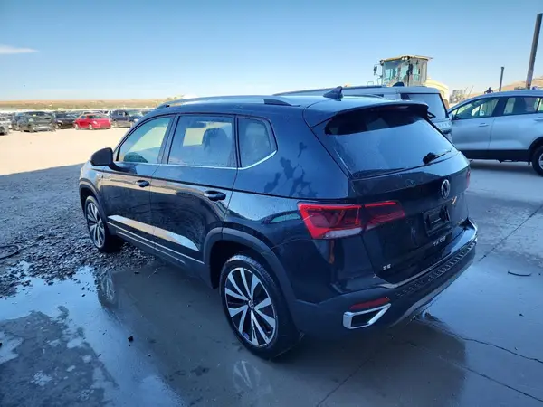3VVSX7B25RM059021 2024 VOLKSWAGEN TAOS - Image 2