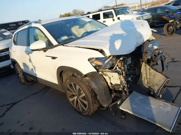 3VVSX7B25RM079155 2024 VOLKSWAGEN TAOS - Image 1