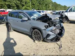3VVSX7B26NM042657 2022 VOLKSWAGEN TAOS