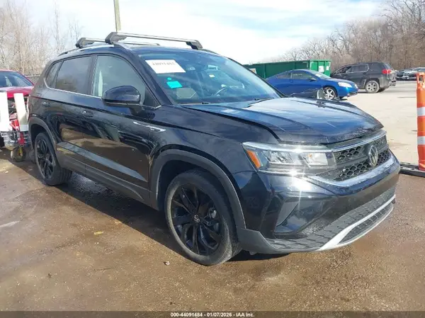 3VVSX7B26PM332951 2023 VOLKSWAGEN TAOS - Image 1