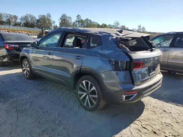3VVSX7B26PM349720 2023 VOLKSWAGEN TAOS - Image 2