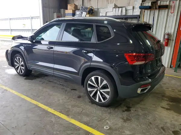 3VVSX7B26PM350849 2023 VOLKSWAGEN TAOS - Image 2