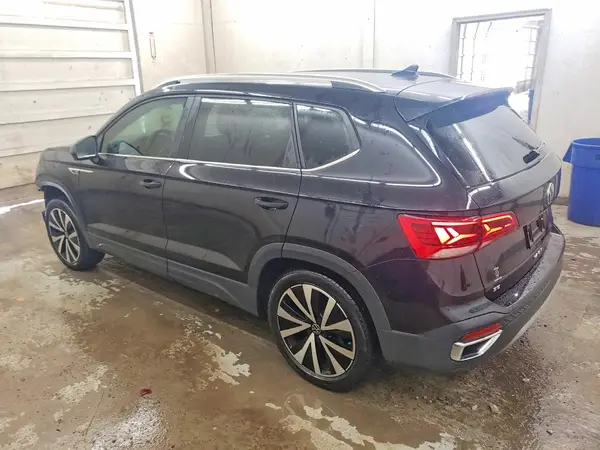 3VVSX7B26PM350947 2023 VOLKSWAGEN TAOS - Image 2