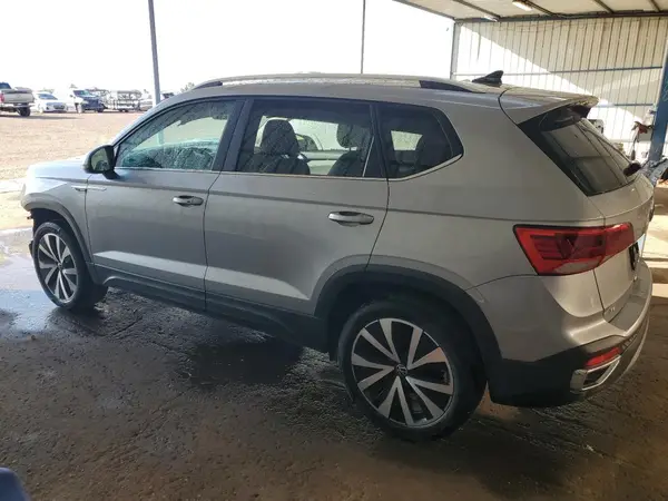 3VVSX7B26RM008434 2024 VOLKSWAGEN TAOS - Image 2