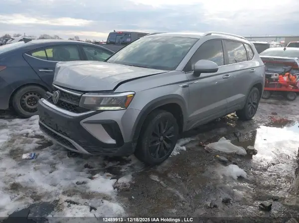3VVSX7B26RM094358 2024 VOLKSWAGEN TAOS - Image 2