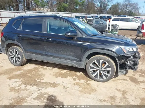 3VVSX7B27RM008622 2024 VOLKSWAGEN TAOS - Image 1