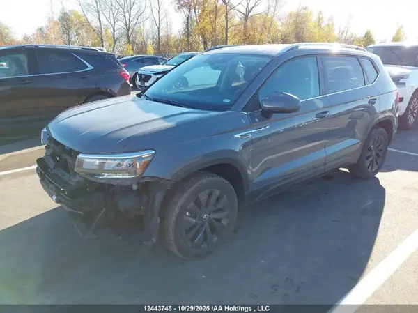 3VVSX7B27RM019684 2024 VOLKSWAGEN TAOS - Image 2