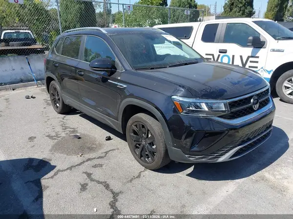 3VVSX7B27RM038090 2024 VOLKSWAGEN TAOS - Image 1