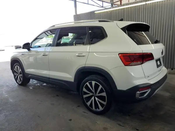 3VVSX7B27RM046688 2024 VOLKSWAGEN TAOS - Image 2