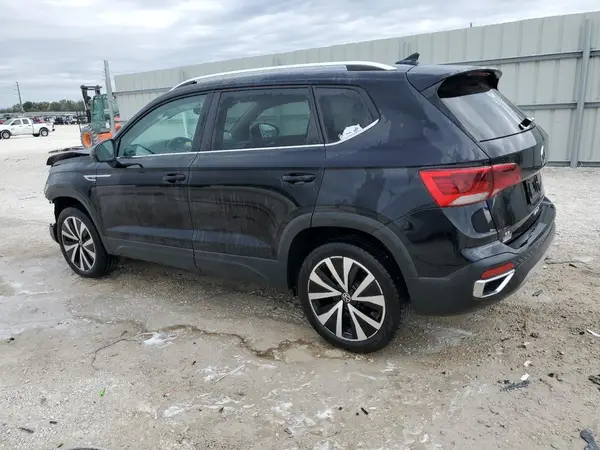 3VVSX7B27RM077696 2024 VOLKSWAGEN TAOS - Image 2