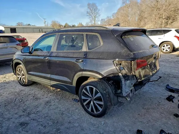 3VVSX7B28NM072842 2022 VOLKSWAGEN TAOS - Image 2