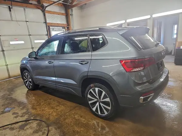 3VVSX7B28RM031682 2024 VOLKSWAGEN TAOS - Image 2