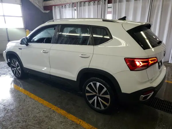 3VVSX7B28RM034534 2024 VOLKSWAGEN TAOS - Image 2