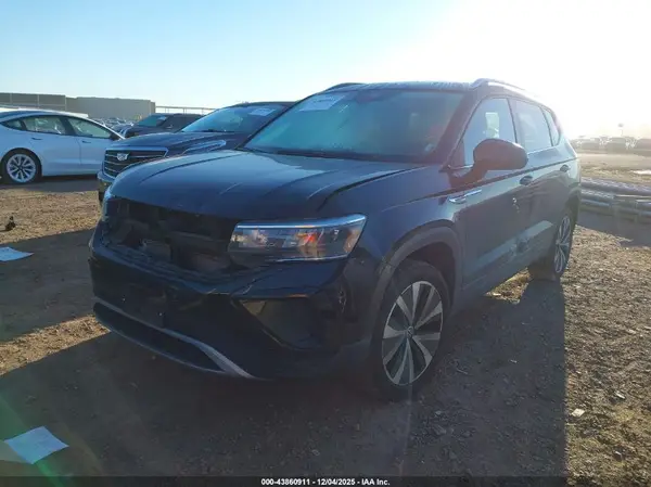 3VVSX7B28RM036672 2024 VOLKSWAGEN TAOS - Image 2