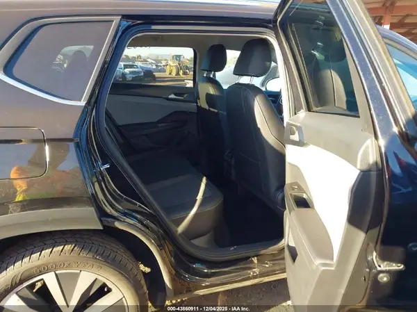 3VVSX7B28RM036672 2024 VOLKSWAGEN TAOS - Image 8