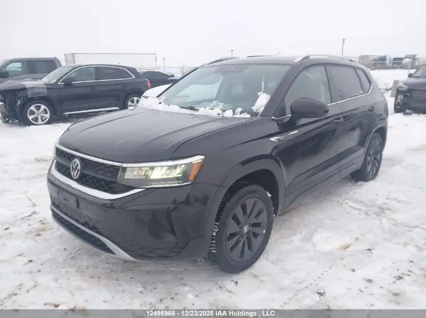3VVSX7B28RM090909 2024 VOLKSWAGEN TAOS - Image 2