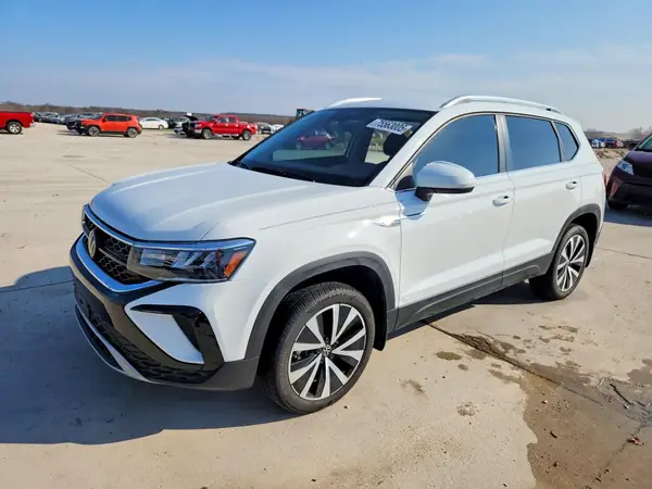 3VVSX7B28RM112570 2024 VOLKSWAGEN TAOS - Image 1