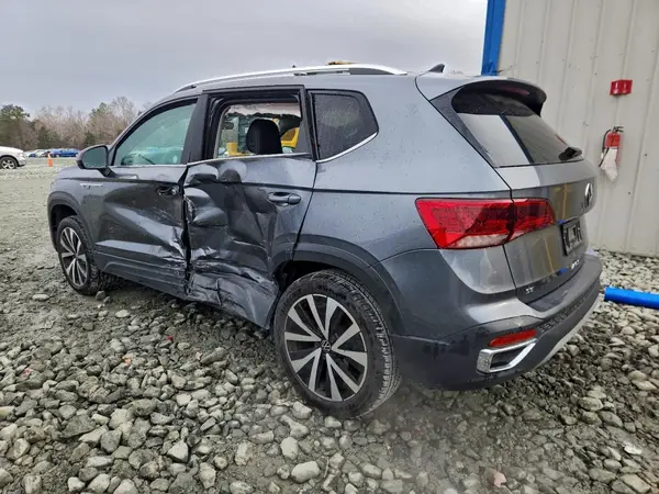 3VVSX7B28RM120359 2024 VOLKSWAGEN TAOS - Image 2