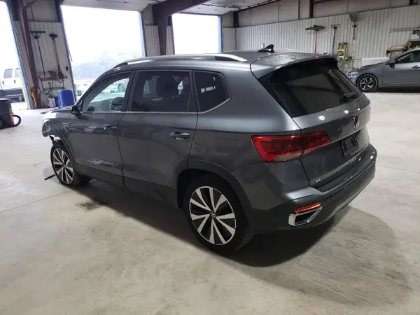3VVSX7B29RM020934 2024 VOLKSWAGEN TAOS - Image 2