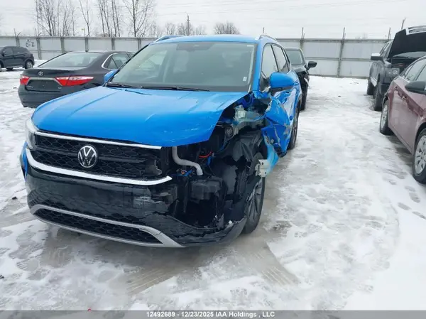 3VVSX7B29RM097898 2024 VOLKSWAGEN TAOS - Image 2