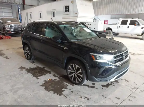 3VVSX7B29RM119673 2024 VOLKSWAGEN TAOS - Image 1