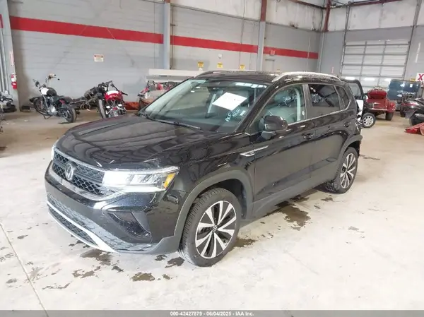 3VVSX7B29RM119673 2024 VOLKSWAGEN TAOS - Image 2