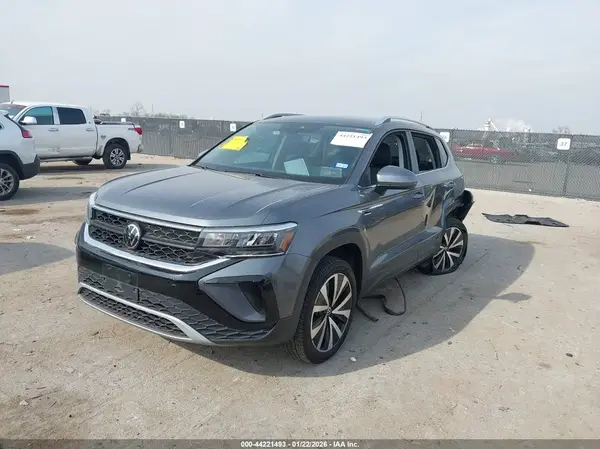 3VVSX7B29RM123514 2024 VOLKSWAGEN TAOS - Image 2