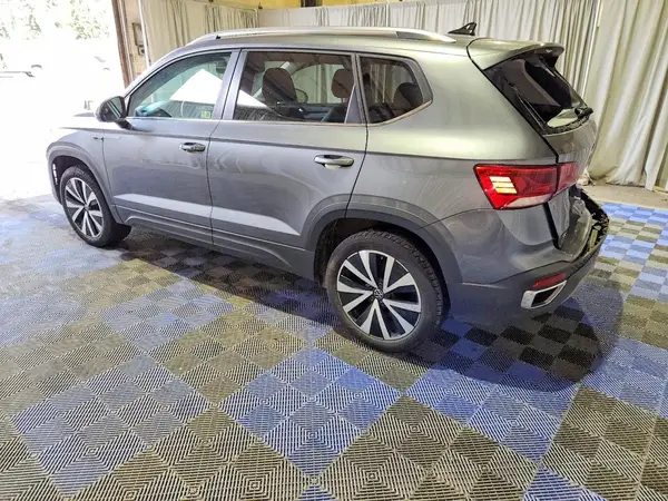 3VVSX7B2XRM050542 2024 VOLKSWAGEN TAOS - Image 2