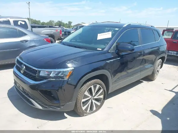 3VVSX7B2XRM066630 2024 VOLKSWAGEN TAOS - Image 2