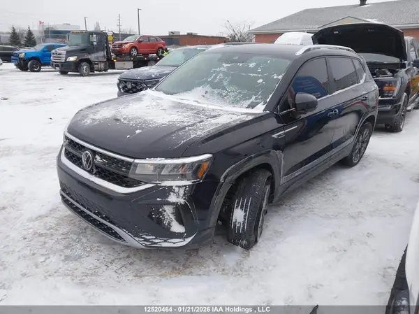3VVSX7B2XRM077613 2024 VOLKSWAGEN TAOS - Image 2