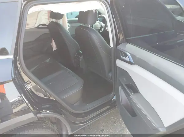 3VVSX7B2XRM103210 2024 VOLKSWAGEN TAOS - Image 8