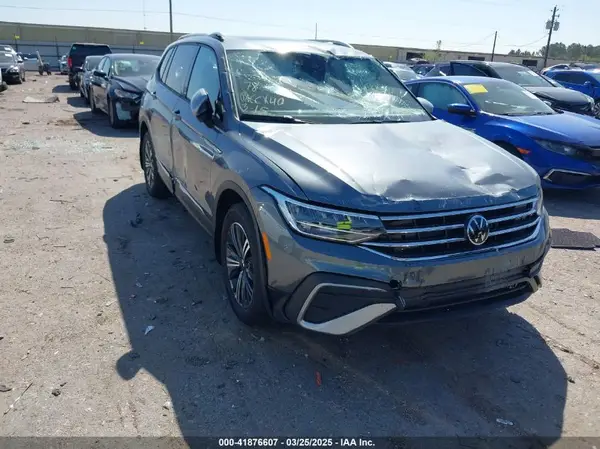 3VVTB7AX2RM230811 2024 VOLKSWAGEN TIGUAN - Image 1