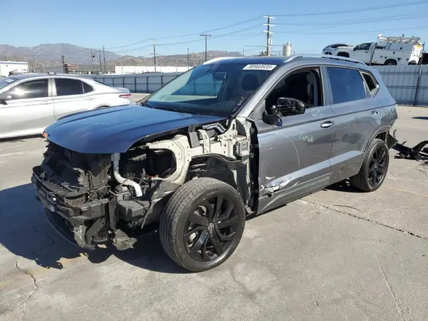 3VVTX7B22NM027903 2022 VOLKSWAGEN TAOS - Image 1