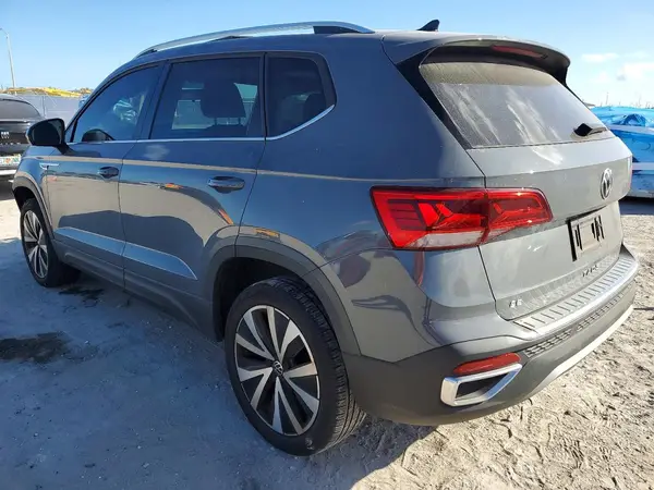 3VVTX7B22NM033538 2022 VOLKSWAGEN TAOS - Image 2