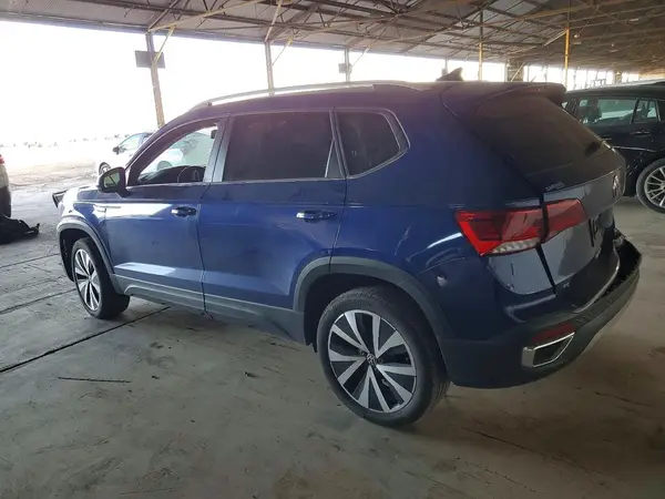 3VVTX7B23NM033564 2022 VOLKSWAGEN TAOS - Image 2