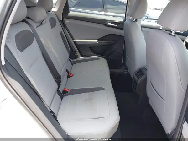3VVTX7B24NM024971 2022 VOLKSWAGEN TAOS - Image 8
