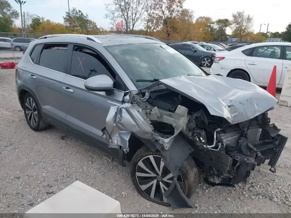 3VVTX7B26NM033171 2022 VOLKSWAGEN TAOS - Image 1