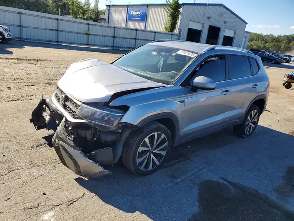 3VVTX7B28NM088270 2022 VOLKSWAGEN TAOS - Image 1