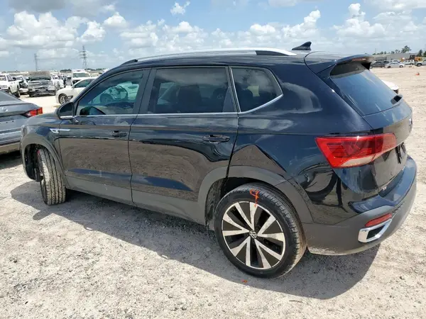 3VVTX7B2XNM010055 2022 VOLKSWAGEN TAOS - Image 2